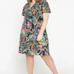 Robe Genoux à Motif Floral -Promos Robe Divine Magasin 007d100d6e8d2d2cef63797aa0784e3e13a29d38 9YR122403 65 2 7