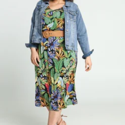 Longue Robe à Bretelles -Promos Robe Divine Magasin 0cbce7cf34b412bab1952da46ce8bcc37a42f09c 9YR212402 65 2 7