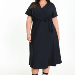 Robe Portefeuille Unie En Matière Travelwear