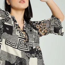 Robe à Manches évasées Et Imprimé Graphique -Promos Robe Divine Magasin 0e9b7d06a27ab6bdf4e4e20ef8c31490d3164326 96R322804 147 2 6