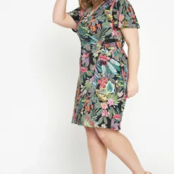 Robe Genoux à Motif Floral -Promos Robe Divine Magasin 11c1e4846a30f28685a7ebb1106002ea6d0b17cd 9YR122403 65 2 8