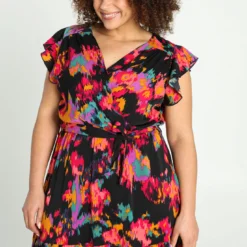 Robe Cache-cœur Longue à Motif Graphique -Promos Robe Divine Magasin 156f0b65d37df9953053375d404453981ab90c40 9YR222901 69 2 4