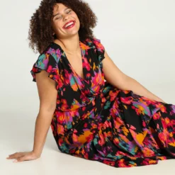 Robe Cache-cœur Longue à Motif Graphique -Promos Robe Divine Magasin 164b8a7b591a9a15c4b71913c7b73fe361a7e50c 9YR222901 69 2 8