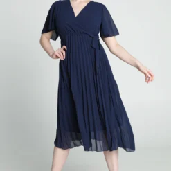 Robe Unie Plissée Avec Nœud -Promos Robe Divine Magasin 1d7b38085d830a2b7ebb39a2bace75fe95974aca 96R122702 19 2 7