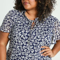 Robe Courte En Voile Imprimé Floral -Promos Robe Divine Magasin 1f1c66e9b033718ed5879ab2c46094563a1c4381 9YR122801 2 2 6