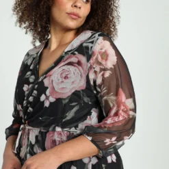 Longue Robe En Cache Cœur à Imprimé Floral -Promos Robe Divine Magasin 21b0d6f2077d03e2d1e747c46c361e8127abddbd 9YR232401 69 2 4