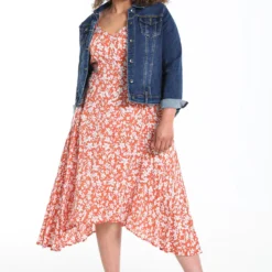 Robe Longue Et Ample Avec Imprimé Floral -Promos Robe Divine Magasin 2d4cd3bf1ef9da6d8ef06e4bd5c8ae246df9f3e4 7YR222201 56 2 6