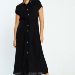 Robe Chemise Unie -Promos Robe Divine Magasin 3209eb78a68e846c8a1c1b745f569f131daa18ef 96R331804 69 2 6