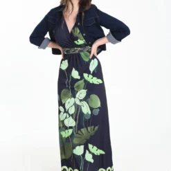 Robe Longue Imprimé Feuilles Tropicales -Promos Robe Divine Magasin 3961b77e95b3a2083ff5ef39c8e25d4f02e7bfec 76M332308 120 2 8