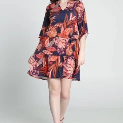 Robe Avec Volants Motif Feuillage -Promos Robe Divine Magasin 4c37f2fc5d4d3442c57969572441d83f6eb043b4 96M322302 28 2 7
