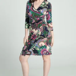 Robe Portefeuille Imprimé Cachemire -Promos Robe Divine Magasin 574c8b67ac36ca6f74a84972561b20dbd9b951d4 96M322301 65 2 9