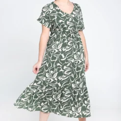 Robe Longue à Imprimé Graphique -Promos Robe Divine Magasin 5c0f515f31422384ea590d2e42e9561f05b1ecc1 96R332001 37 2 8