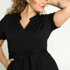 Robe Unie Mi-longue Avec Ceinture -Promos Robe Divine Magasin 5d6d1fd45e492cde51086a447717f9466adc7a68 9VM122702 69 2 6