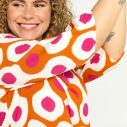 Robe Mi-longue Avec Des Ronds -Promos Robe Divine Magasin 63787f78fc4a141f5656d663997652c77de0983a 9YR132215 56 2 3