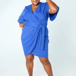 Robe Courte Cache-coeur -Promos Robe Divine Magasin 66470f7c9b95d55ac324bd3a484dc206f04bae98 9YR121903 82 2 9