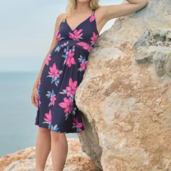 Robe Portefeuille Courte à Imprimé Floral -Promos Robe Divine Magasin 68081a8472c4f3038b490949d8ca32415ef1fc58 76M322313 19 2 9