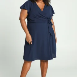 Robe Portefeuille -Promos Robe Divine Magasin 683456c8f965a7234fd882563f89f50d694a59eb 9YR121901 19 2 7