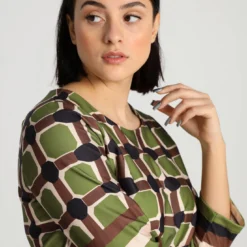 Robe Courte à Carreaux Graphiques -Promos Robe Divine Magasin 68b867028d4e63278ee4452b253b69cc9937ed29 96M322701 121 2 5