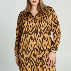 Robe Courte En Satin à Motif Peau De Bête Et Détail Sportif -Promos Robe Divine Magasin 6b3e50aacac009dd65e195f3502df67bc090a17a 8VR122804 142 2 3