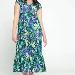 Robe Longue à Motif Feuillage -Promos Robe Divine Magasin 6bda583706efa87f48a83ae8b4a0c31eef3519ab 96M332311 39 2 7