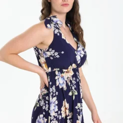 Longue Robe Portefeuille à Imprimé Floral -Promos Robe Divine Magasin 6ec5c0ad2e976fc85f05f286845495aa58a50814 76R332011 19 2 4