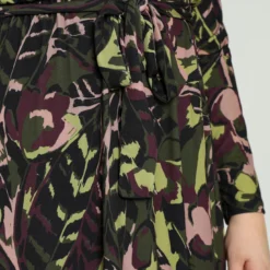 Longue Robe Portefeuille à Motif Graphique Avec Ceinture -Promos Robe Divine Magasin 72f713080c8805670976aa0c6ec77563f839c0d0 8VM332701 32 2 6