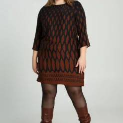 Robe Courte Avec Motifs Feuilles