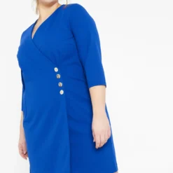 Robe Portefeuille Courte Et Unie