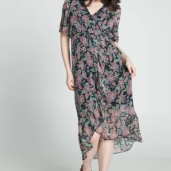 Robe Longue Cache-cœur Avec Volants 20 Robe Longue Cache-cœur Avec Volants -Promos Robe Divine Magasin 7dd984e22a28fcaddecb3d3c570346d02bd4eada 96R332703 20 2 8