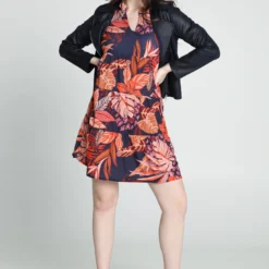 Robe Avec Volants Motif Feuillage -Promos Robe Divine Magasin 8e3240844f50c8a4a6c8c01c7a7691246d446221 96M322302 28 2 8