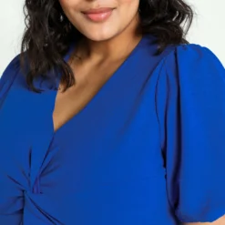 Robe Courte Unie à Manches Bouffantes -Promos Robe Divine Magasin 98727927b61a30e00a71d0eabebe68a52f50ff98 9YR121902 82 2 4