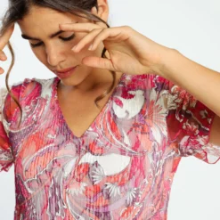 Robe Courte Volantée Avec Dentelle -Promos Robe Divine Magasin af5001899642a283a133cbd47b6c30460a76c91f 96M322508 25 2 4