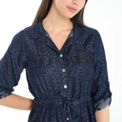 Robe En Lyocel Denim Imprimé Léopard -Promos Robe Divine Magasin b42b13ea0b85a2f684cb75a8d65cd97bf869ea76 76R322401 16 2 4