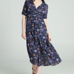 Robe Longue Cache-cœur Imprimé Floral -Promos Robe Divine Magasin c947fd330086e7fca8726b0fd25d504878106831 96R332801 19 2 8