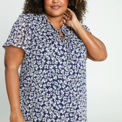 Robe Courte En Voile Imprimé Floral -Promos Robe Divine Magasin ccf7bbdd8a31e6d9069fbc3795c2e50a7395f813 9YR122801 2 2 3