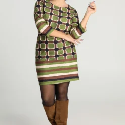 Robe Courte à Carreaux Graphiques -Promos Robe Divine Magasin e0aff5ae847e9ecd8783eeb650ab68a3a911c104 96M322701 121 2 6