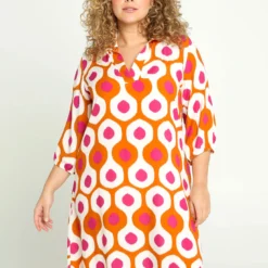 Robe Mi-longue Avec Des Ronds