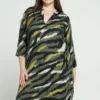Robe Courte En Satin à Imprimé Camouflage -Promos Robe Divine Magasin e9adb9760933b7d1f8022c1931825c73240667a6 9VR322801 37 2 1