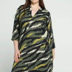 Robe Courte En Satin à Imprimé Camouflage