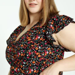 Longue Robe Portefeuille Avec Motif Floral -Promos Robe Divine Magasin ef3f455853cafe970ae7744b158d3e777d179605 9YR222202 25 2 4