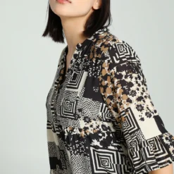 Robe à Manches évasées Et Imprimé Graphique -Promos Robe Divine Magasin f9f11d3b2b8e722cbafb25fa1555fc44b820d753 96R322804 147 2 5